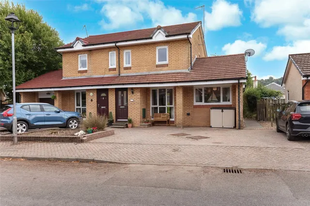 Craigbet Crescent, Quarrier's Village, By Bridge Of Weir, PA11, photo 1