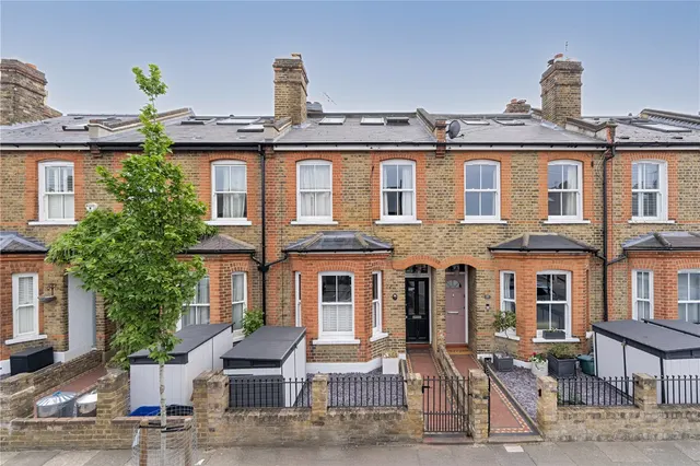 May Road, Twickenham, TW2 6RJ, photo 1