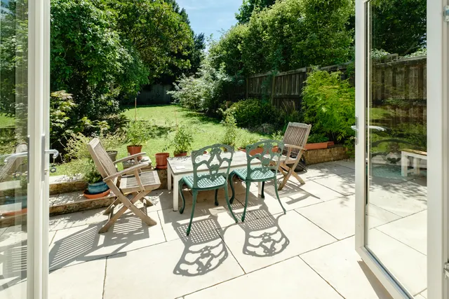 Photo 3 — Dashwood Road, London, N8