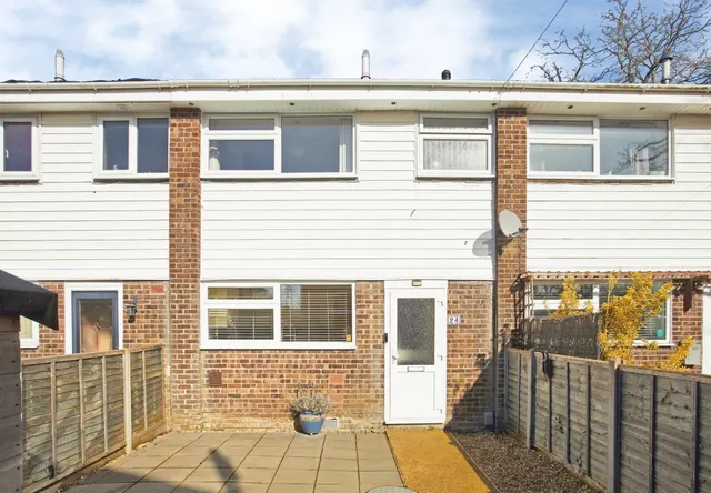 Bracken Close, North Baddesley, SOUTHAMPTON, photo 1