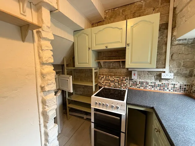 The Green, Micklethwaite, BD16, photo 3