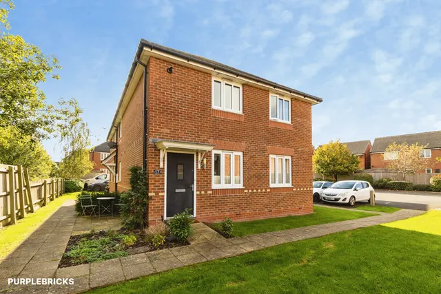 Robins Court, Chester, CH4, photo 1