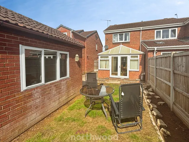 Victoria Avenue, Hatfield, DN7, photo 2