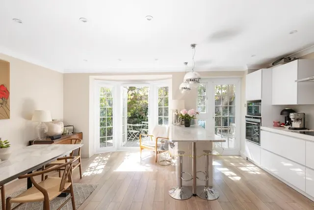 Melbury Road, London, W14, photo 1