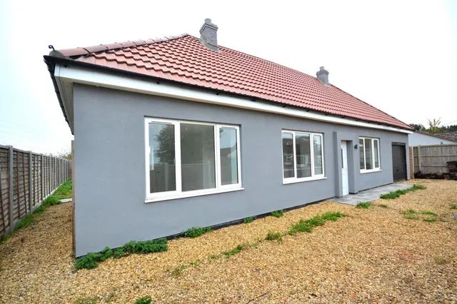 Willow Drive, Setchey, PE33, photo 1