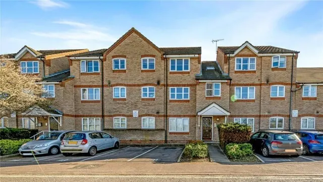 Hilda Wharf, AYLESBURY, photo 1