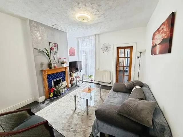 Photo 2 — Wolverton Road, Leicester, Leicestershire, LE3