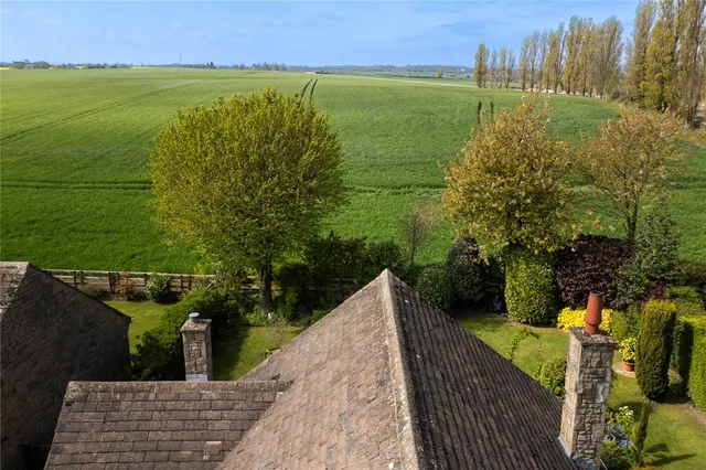 Huntsmans Way, Badsworth, WF9, photo 3