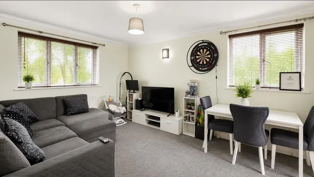 Austin Crescent, Plymouth, PL6, photo 3