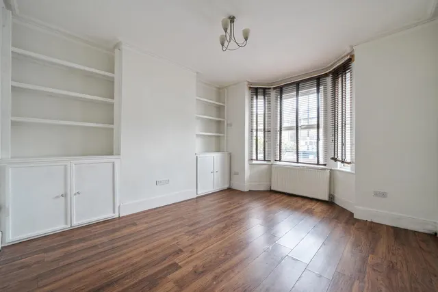 Birchanger Road, SE25, photo 2