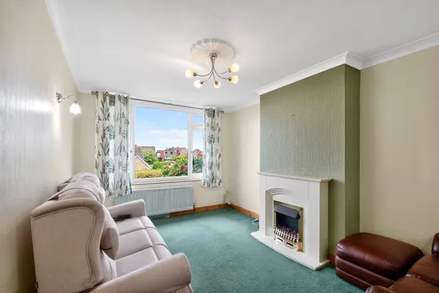 Hall Lane, Harrogate, HG1, photo 2
