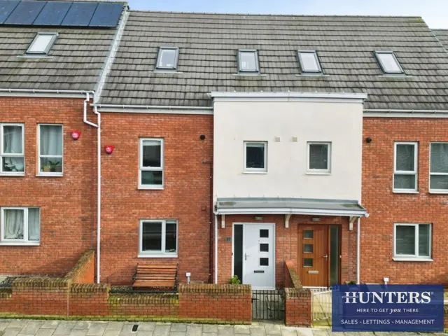 Bolingbroke Street, South Shields, photo 1