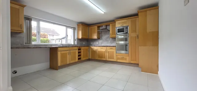 Station Road, Reddish SK5, photo 1