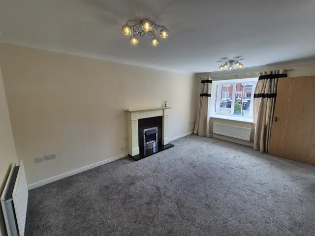 Bramcote, Nottingham, NG9, photo 3