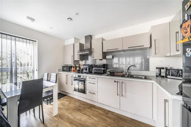 Giles Crescent, Stevenage, SG1, photo 2