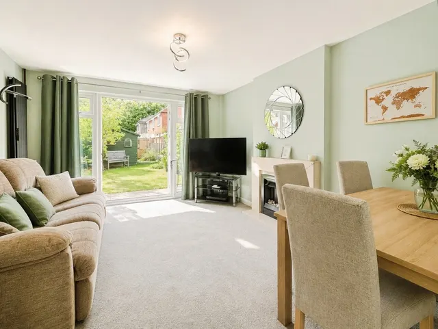 Photo 2 — Isis Way, Sandhurst, Berkshire, GU47 9RB