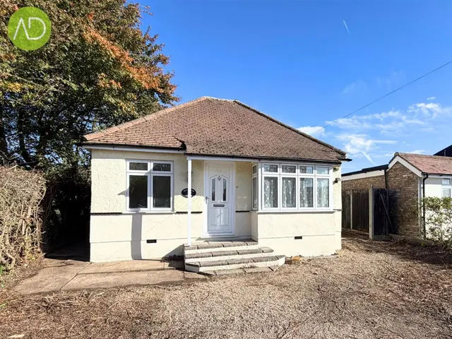 Barn Hill Roydon, Harlow, CM19, photo 1