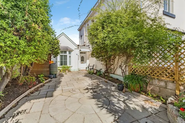 Totnes Road, Paignton, TQ4, photo 1