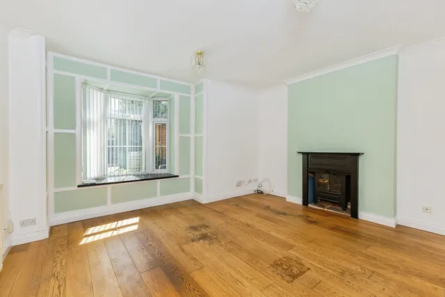 Totnes Road, Paignton, TQ4, photo 3