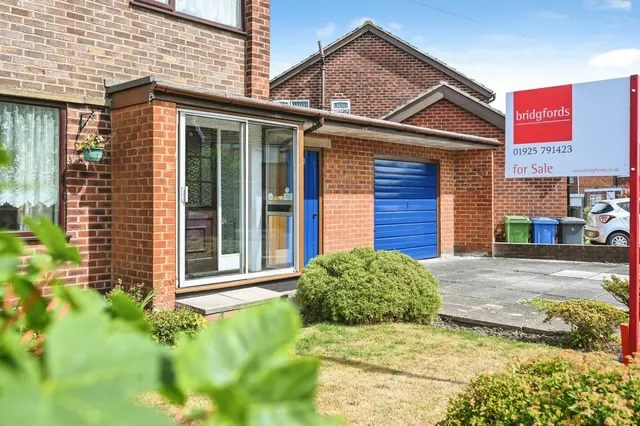 Photo 2 — Arlington Drive, Penketh, Warrington, Cheshire, WA5
