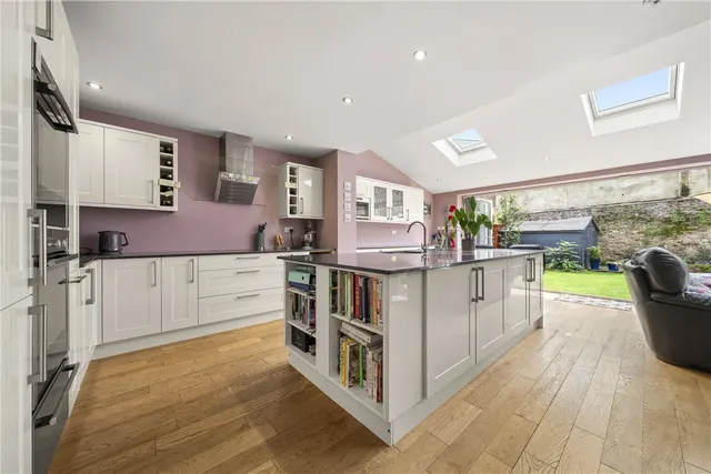 Portmore Park Road, Weybridge, KT13, photo 3