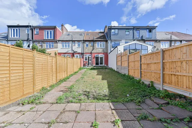 Photo 3 — 53 Ansell Road, London