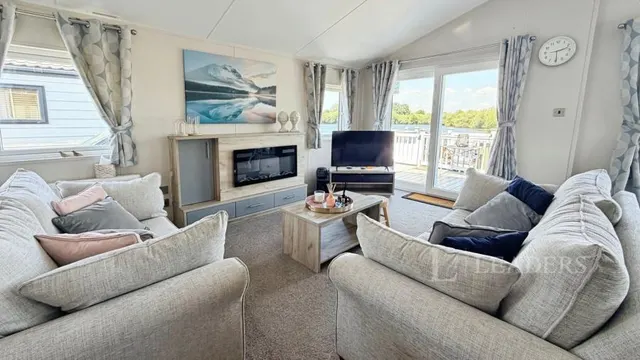 Lakeside Caravan Park, Runcton, PO20, photo 3