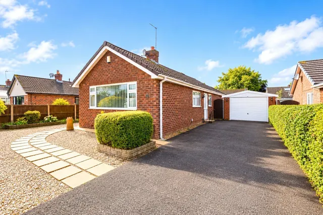 Wats Dyke Avenue, Mynydd Isa, CH7, photo 1