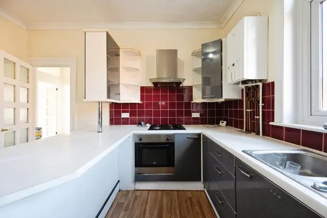 Waverley Grove, Southsea, PO4, photo 3