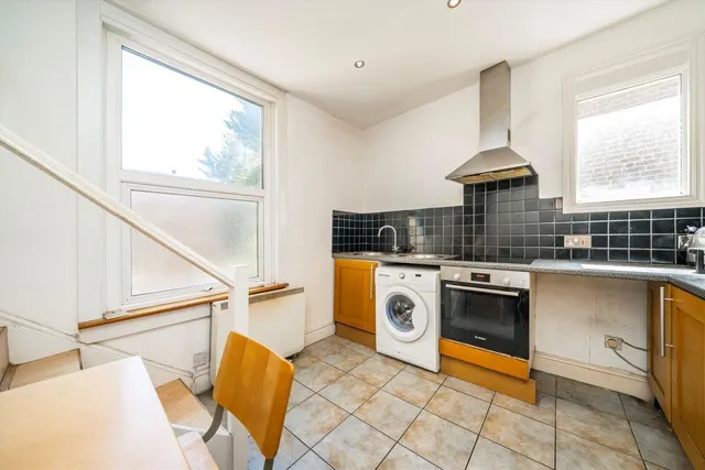 Maclise Road, W14, photo 3