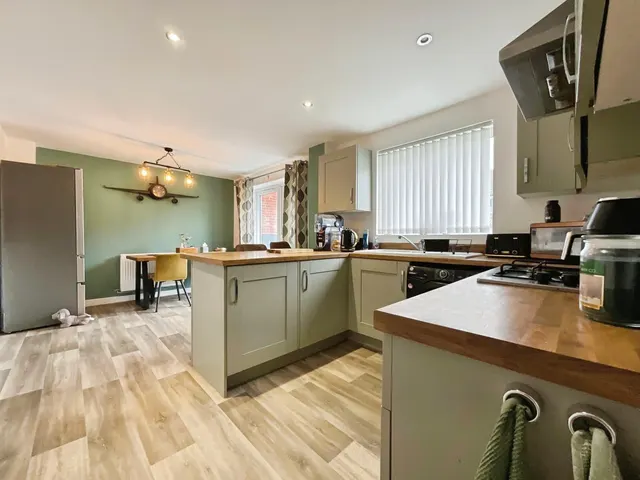 Skylark Way, Mansfield, NG21, photo 2