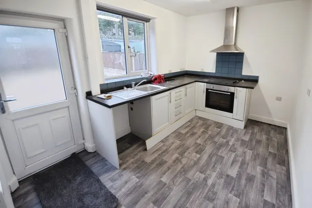 Oxford Street, Penkhull, ST4, photo 3