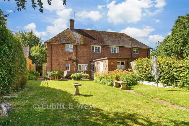 The Sands, Ashington, RH20, photo 2