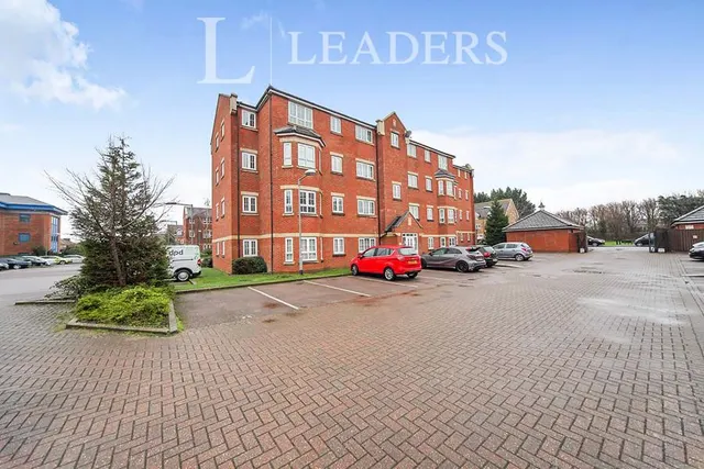 Watling Gardens, Dunstable, LU6, photo 1