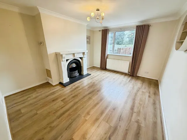 Photo 3 — Tirowen Drive, Lisburn, BT28