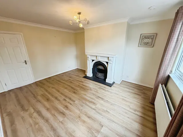 Photo 2 — Tirowen Drive, Lisburn, BT28