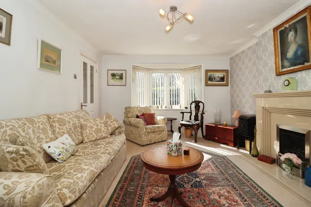 Church Farm Road, Emersons Green, BS16, photo 3
