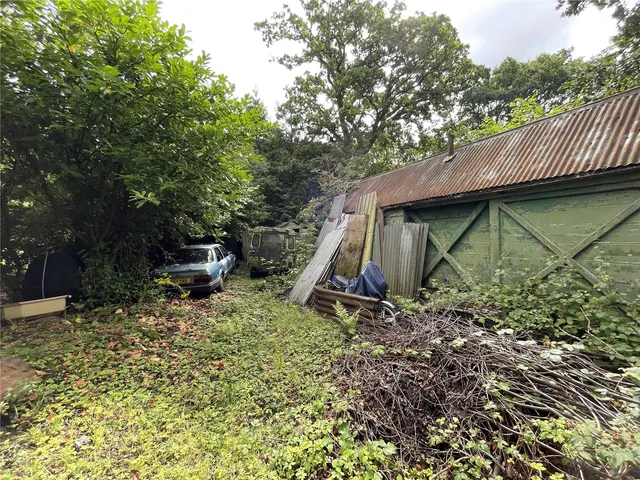 Photo 3 — Blissford, Fordingbridge, Hampshire, SP6 2JQ