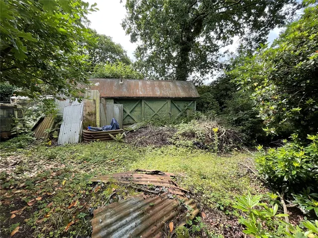 Photo 2 — Blissford, Fordingbridge, Hampshire, SP6 2JQ