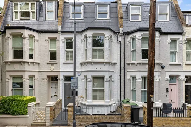 Photo 2 — Bettridge Road, Fulham, London, SW6 3QH