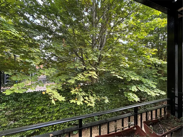 Tudor Way, Knaphill, GU21, photo 2