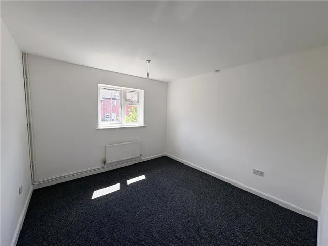 Bentinck Close, Boughton, NG22, photo 3