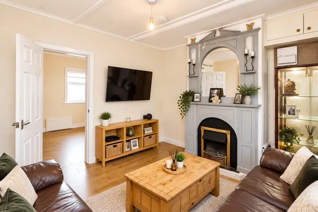 Mold Road, Mynydd Isa, CH7, photo 3