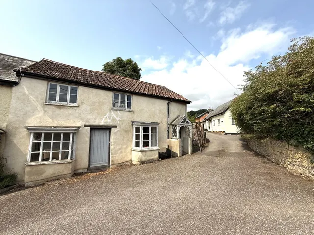 Golden Hill, Wellington, TA21, photo 1