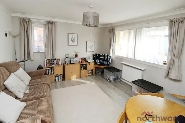 Olivers Close, Clacton-On-Sea, CO15, photo 2