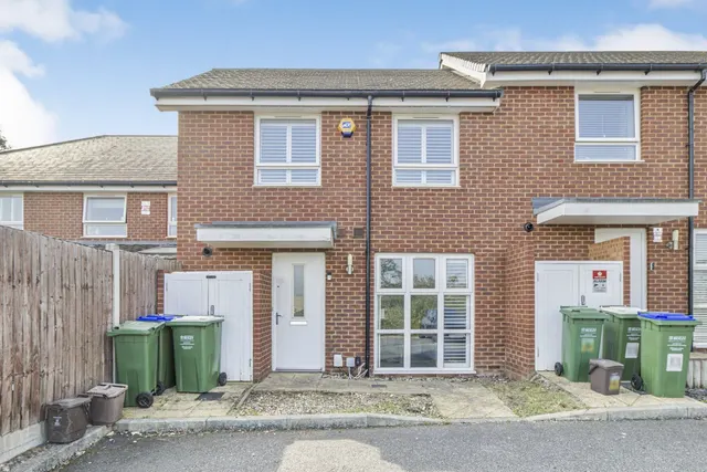 Morris Drive, Belvedere, DA17, photo 1