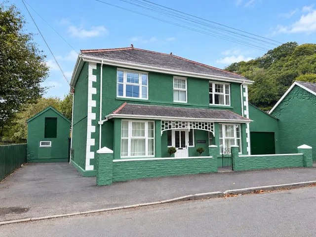 Trevaughan, Carmarthen, SA31, photo 1