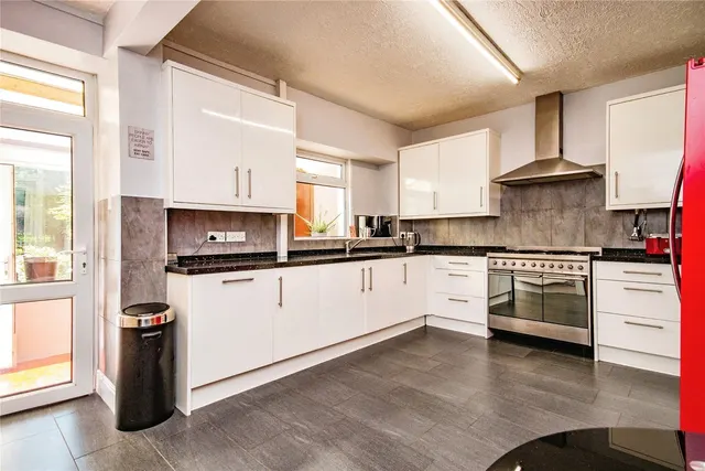 Trevaughan, Carmarthen, SA31, photo 3