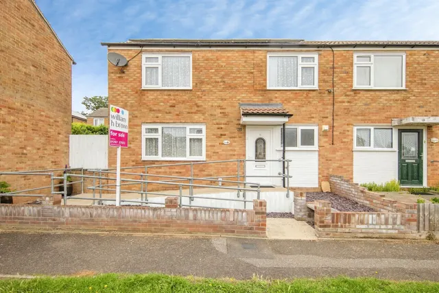 Sycamore Road, Great Cornard, Sudbury, photo 1