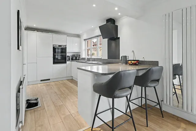 Padston Drive, Alsager, photo 3